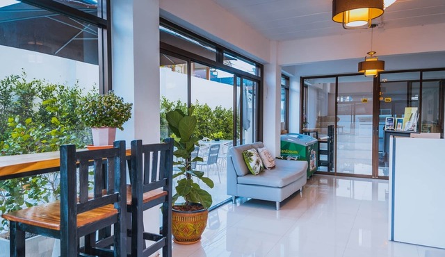 Malizon Hotel & Residences