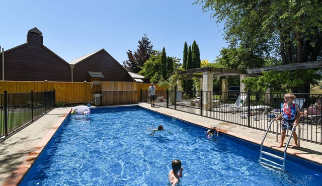 Manata Lodge