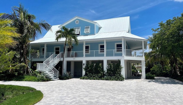 Manatee Manor your tropical getaway in the heart of the Florida Keys!