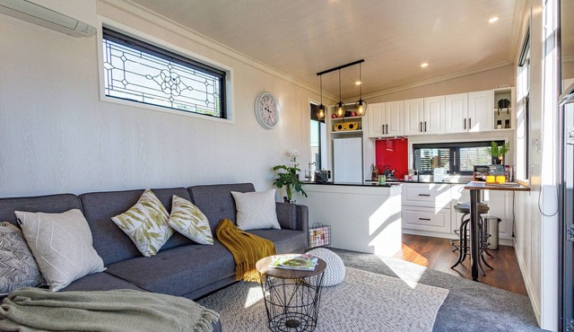 Mangateitei Views - Rangataua Tiny Home