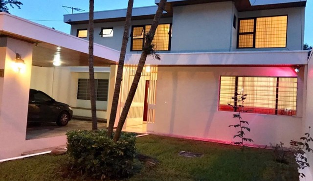 Mango Boulevard Hotel