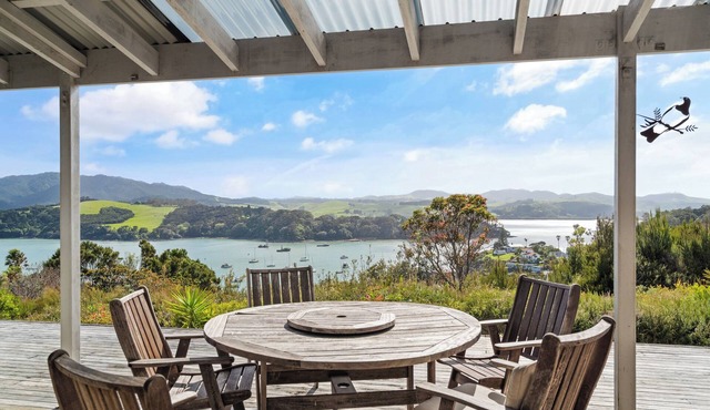 Mangonui Ridge Retreat