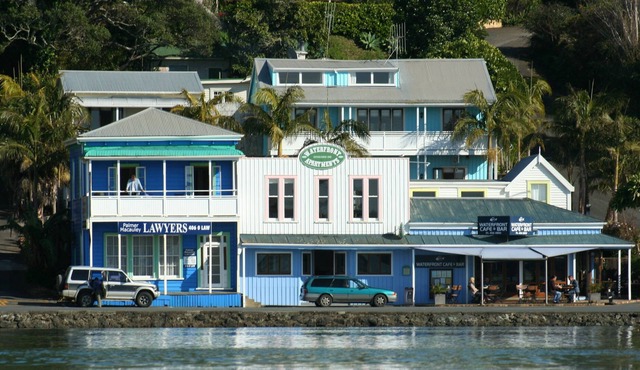 Mangonui Waterfront Apartments Motel