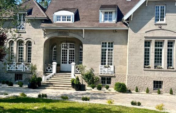 Manoir Les Feuillantines Piscine & Spa