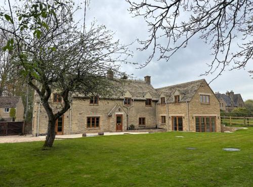 Manor Cottage