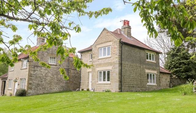 Manor Cottage