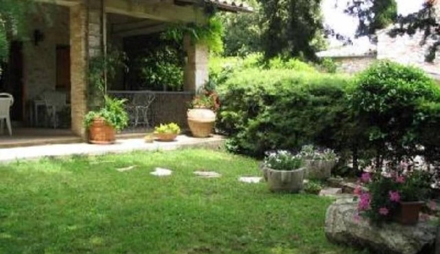 Mansion - SpoletoHouse with garden