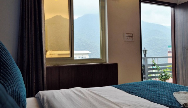 Manzil Hostel