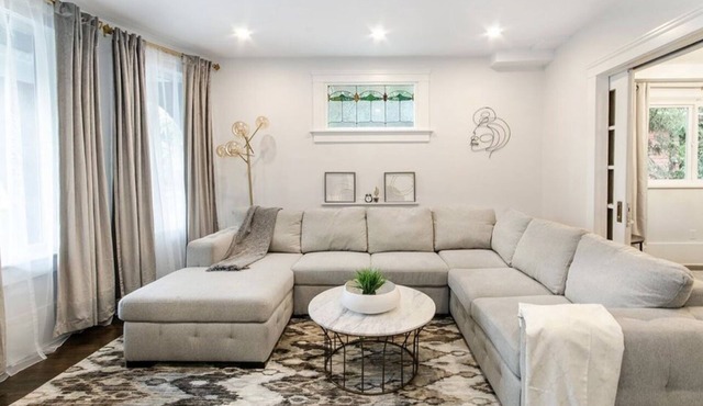 Maple Beach House Kits point (Kitsilano)