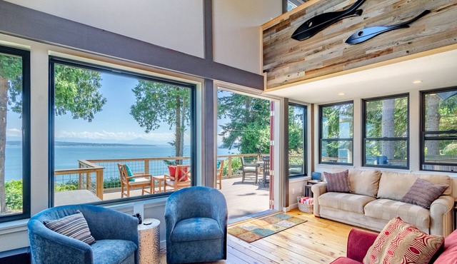 Maple Cove Hideaway - Ocean Front Cabin - Close To Langley!