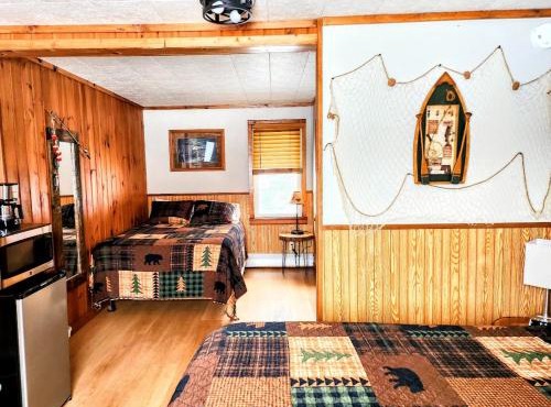 Maple Grove Lodging