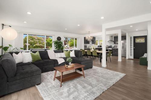 Maple Leaf Modern Retreat with EV Charger