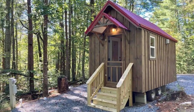 Maple Tiny Home at Bleu Canoe Campground
