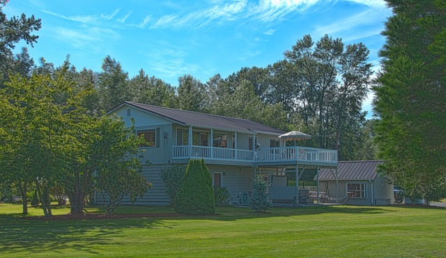 Maplehurst Farm Guest House Top Floor, Spectacular Views Of Mt Baker/Farmland