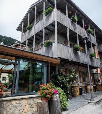 Marangon Suites