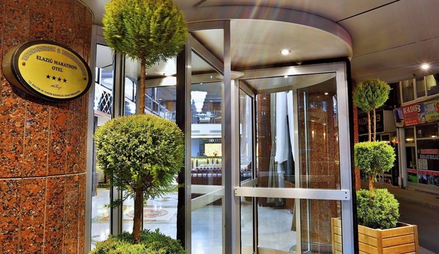 Marathon Hotel