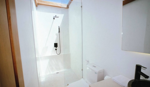 Maravilla 2BR with Private Pool