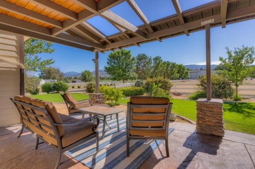 Marbella Lane - Eccentric 4BR Modern Ranch Home