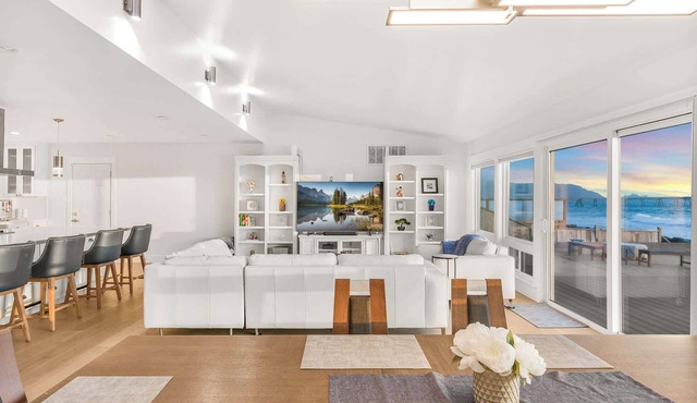 @Marbella Lane-Oceanfront Retreat w/Stunning View