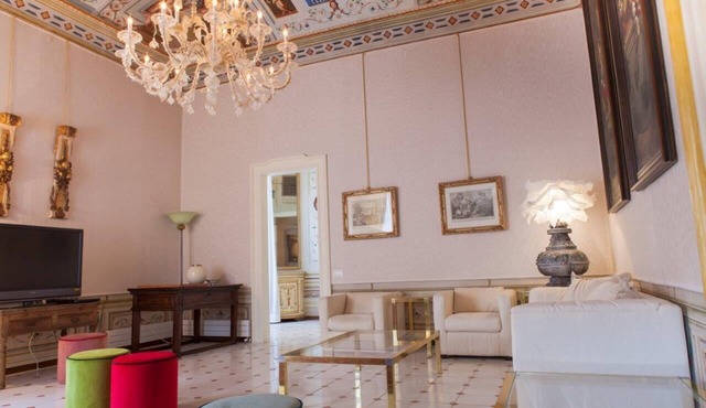 MarcheAmore - Le Stanze Della Contessa, central luxury 3 bedrooms apartment