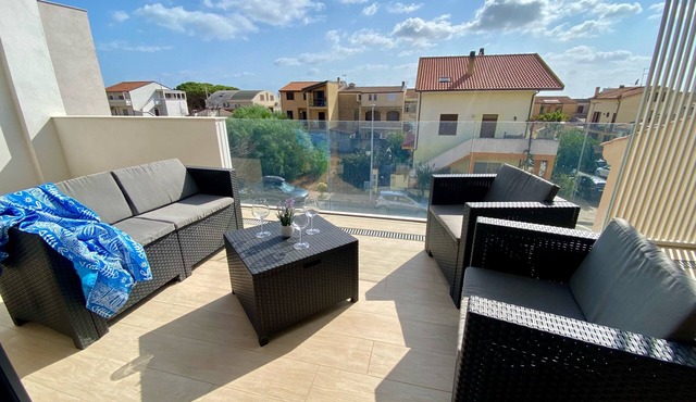 Mare Dentro - Modern Apartment with Terrace for Families Near the Beach