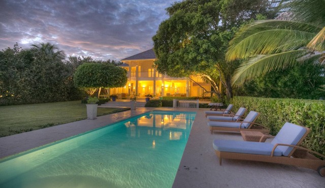 Marina 4 Oceanfront Luxury Villa