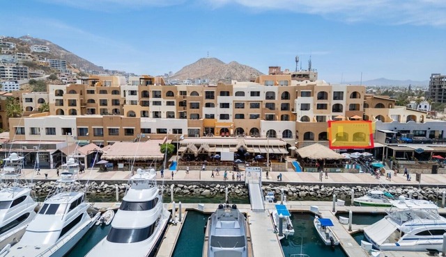 Marina-front condo! Downtown Cabo! Walk Everywhere! The coolest 2 bdrm condo!