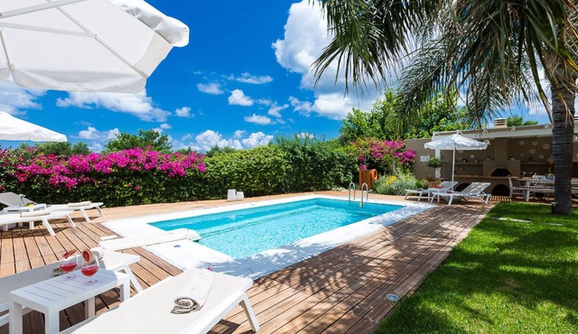 Marina Villa, Pool, Playground & Close to Beach