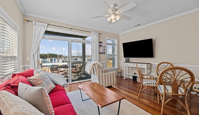 Marina Vista Retreat