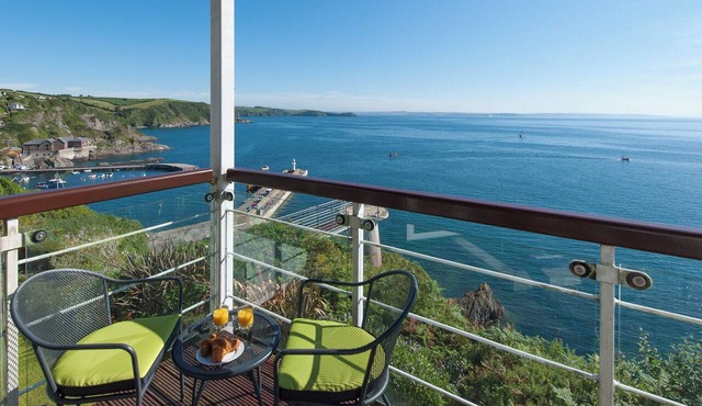 Marine Point, Mevagissey - sensational cliff top views of harbour and bay
