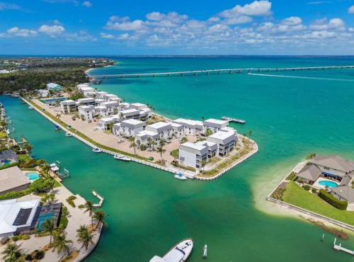 Mariner Pointe #542