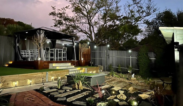 Marino Oasis with Study