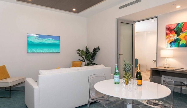 Marketplace Suites