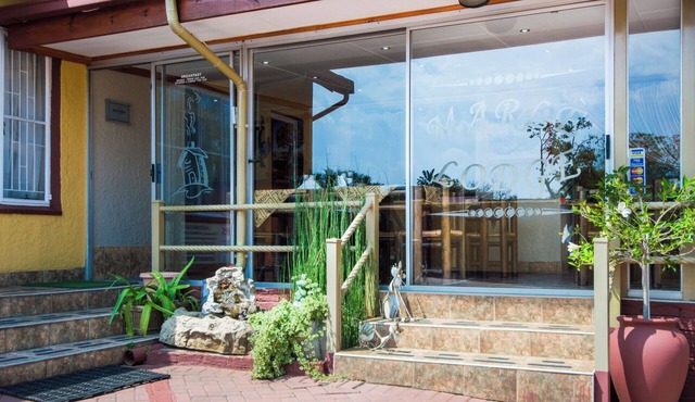 Marle' Lodge Bed & Breakfast