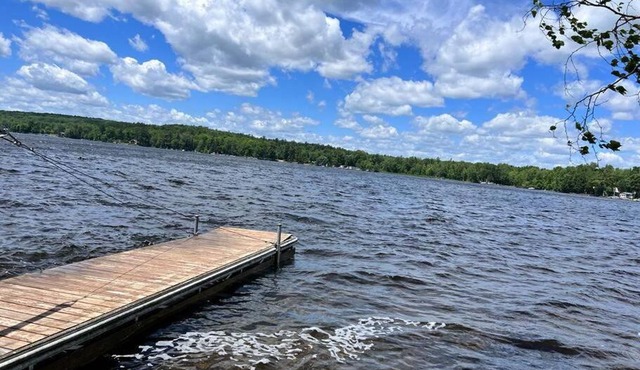 Marmora Hideaway – Cozy Waterfront Retreat