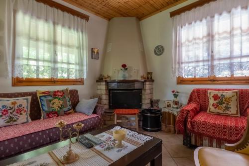 Maroulas House