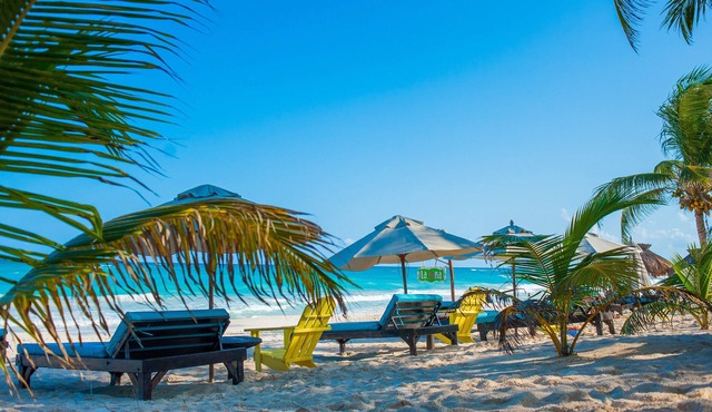 Marrakech Beachfront Villa | Tulum | Ocean View | Colorfully Design, Restaurant & Shared Pool