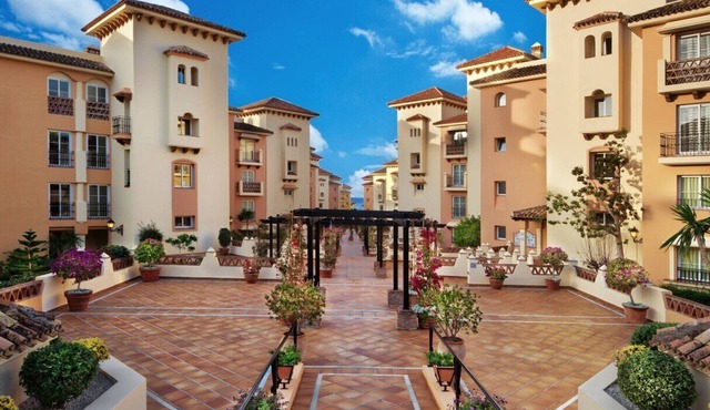 Marriott Marbella Beach Resort Beautiful 2 bedroom Unit in Spain!