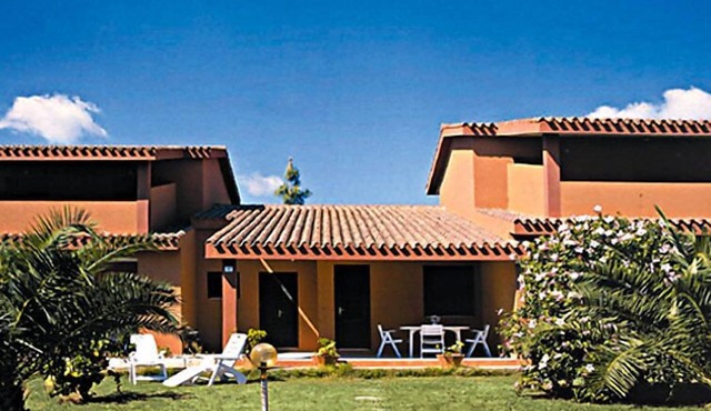Marrone by Interhome