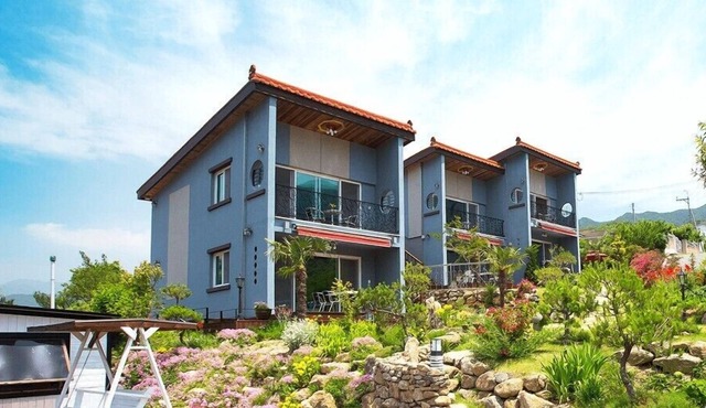 Maru Pension