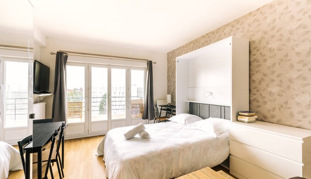 Marvellous Studio in Paris-14