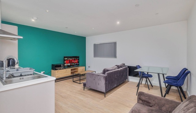 Marvelous 2-bedroom apartment in charming Birmingham city center