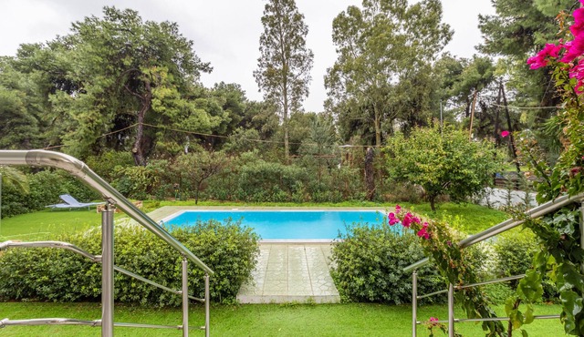 Marvelous, Secluded Villa, Kavos-3 Min from the beach