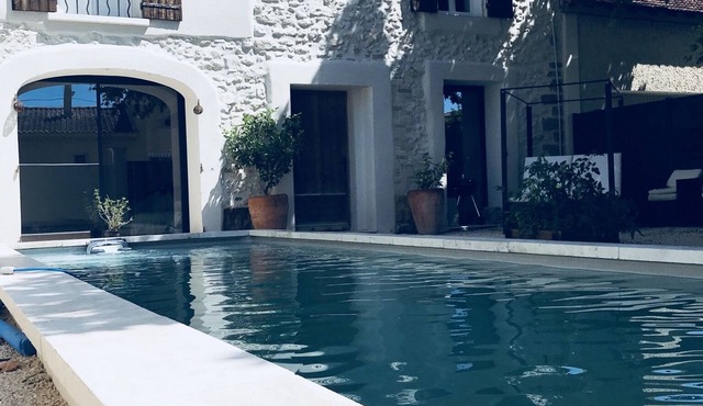 Mas de Ville 1880 in the heart of Provence (10min from Avignon Festival)