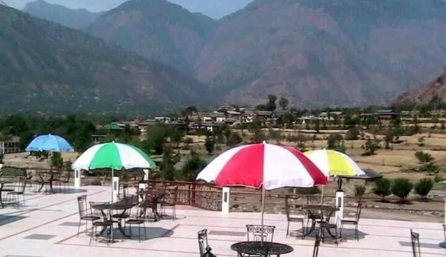 Mashoo Resort