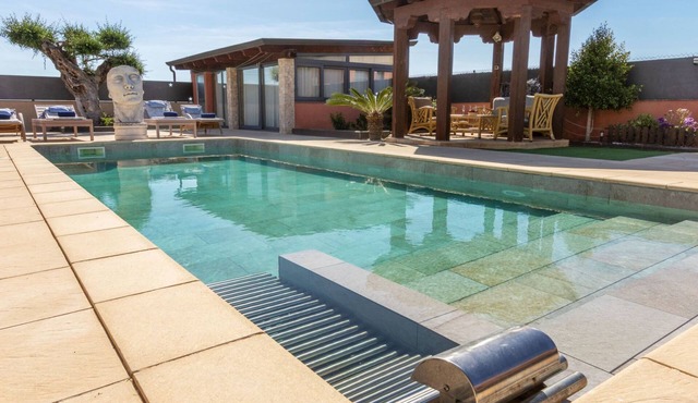 Masia Blanca by Interhome
