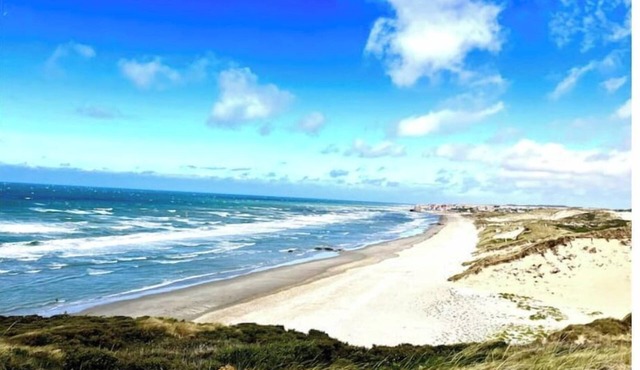 Massy Andrew · Escapade marine en famille, vue mer