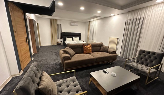 Mavilla Hotel