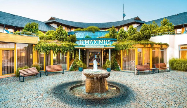 Maximus Resort