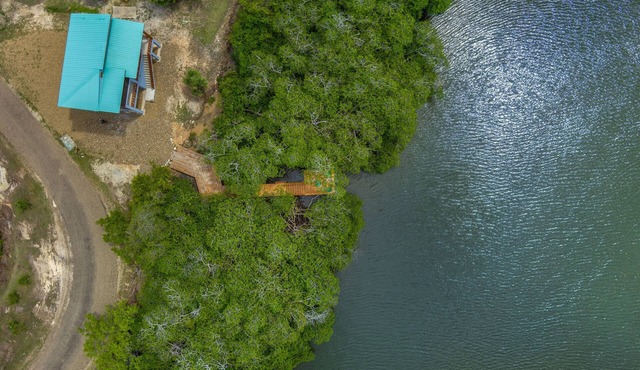 Maya Beach: Two Bedroom Lagoon View Apartment